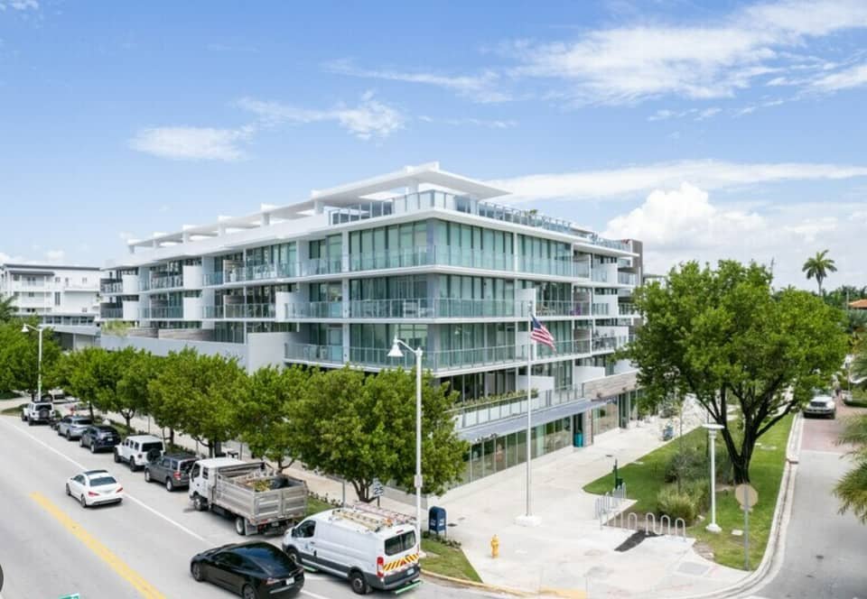 Miami mixed-use property evaluated for commercial cash-out refinance